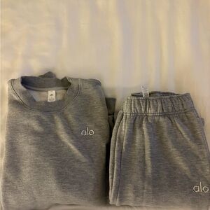 ALO Accolade sweatsuit in athletic heather grey